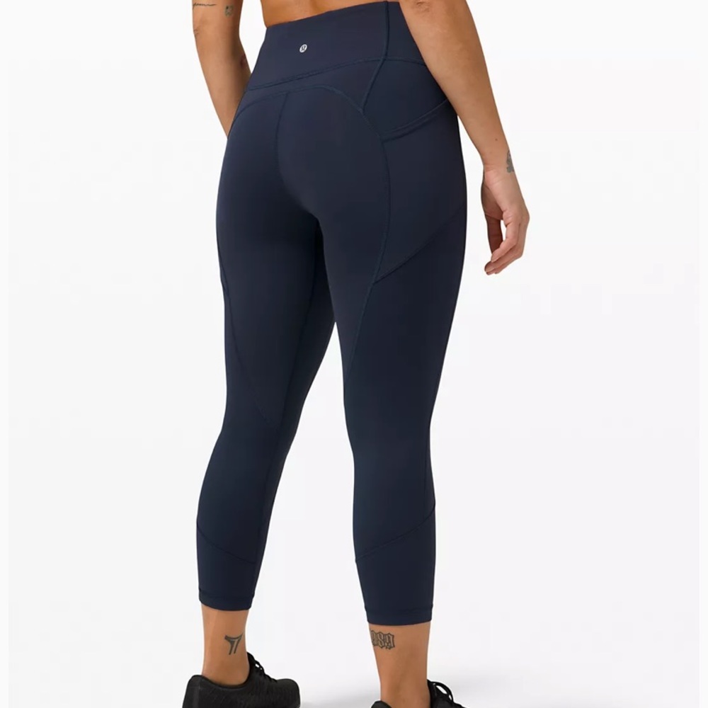 All the right places crop lululemon leggings